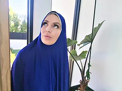 Arab babe with big ass pussy fucked close up POV