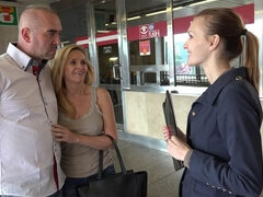 Cul, Gros seins, Blonde, Sucer une bite, En levrette, Groupe, Mère que j'aimerais baiser, De plein air