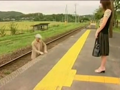 Japanese Enjoy From Station...F70