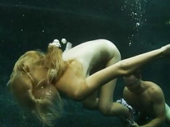 Orgazmus, Pod vodou