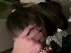 FUCKED GIRL FROM TINDER ON THE TOILET