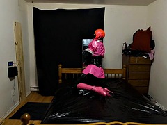 Unmissable self-bondage steel violin Sissy Maid in gagged Chasity and ballet boots