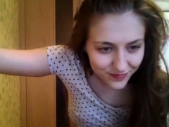Utterly Hot 19yo Non-professional Brunette Teen on Webcam