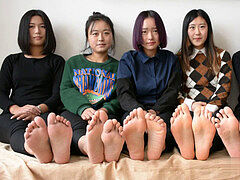 chinese women in nylon feet