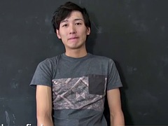 Skinny Asian twinks fuck until its time to spray cum