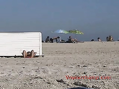 Voyeurchamp exhibitionist wife 19 anjelica beach snatch glide