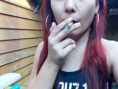 Cigarello, hot smoking, smoking asian
