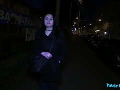 Blasen, Europäisch, Aufs gesicht abspritzen, Handjob, Geld, Im freien, Pov, Öffentlich