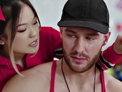 Grosse bite, Sucer une bite, Tir de sperme, Faciale, Fétiche, Branlette thaïlandaise, Interracial, Nénés