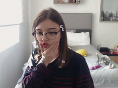 Veľký zadok, Bisexuálne, Blondína, Macaté, Okuliare, Orgazmus, Kozičky
