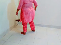 Fucking a beautiful milf maid in hijab in Pakistan - big ass and huge tits