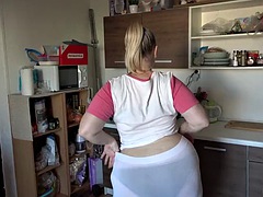 Fucking with a big ass chubby girl in the kitchen