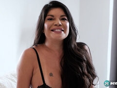 Isabella Flames, the busty Latina MILF, thinks she's a hot mommy in 4K Ultra HD