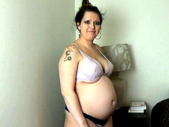 Ana 9 Months pregnant internal ejaculation