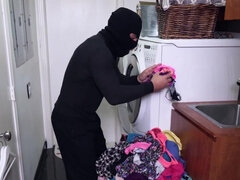 Røv, Stor røv, Store bryster, Pik sutte, Kæreste, Utro, Maske, Mor jeg gerne vil kneppe