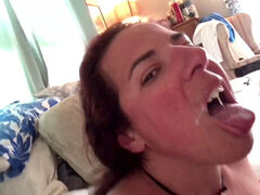 Slow motion cumshot, tongues out, cum mouth