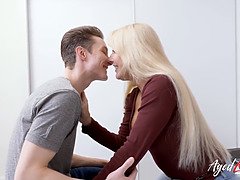 Suihinotto, Puuma, Kyrpä, Hd, Kotirouva, Vanhempi, Äiti jota haluaisin panna, Sukkahousut