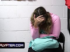 Trastienda, Atrapados, Hd, Policía, Castigada, Tímido, Adolescente, Uniforme