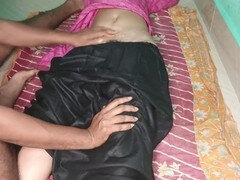 Nubile 18-year-old Pihu Sona gets some action and makes a mess on her feet