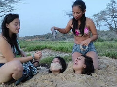 18 años, Playa, Amarrada, Morena, Fetiche, Latina, Al aire libre, Adolescente