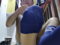 Relaxing my sweaty feet and playing with my dick