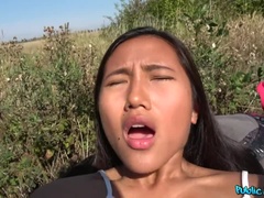 Amatør, Pik sutte, Hundestilling, Komme på ansigtet, Give finger, Udendørs, Offentlig, Thai