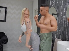 Culo grande, Rubia, Universitaria, Coño, Montar, Afeitado, Adolescente, Tetas