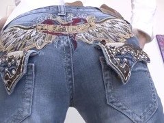Couche culotte, Femme dominatrice, Instruction, Jeans, Embrassement, Masturbation, Mère que j'aimerais baiser, Petite femme