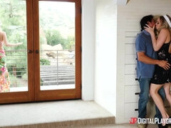 Blondinka, Fafanje, Varanje, Hardcore, Naravne joške, Zunaj, Pornozvezde, Obrito