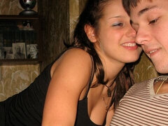 Amatööri, Iso perse, Isot tissit, Suihinotto, Ruskeahiuksinen, Takaapäin, Kotitekoinen, Teini