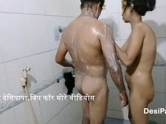 Desi Indian Bhabhi Ki Shower Mai Mast Chudai
