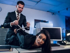 Cul, Sucer une bite, Bondage, Domination, 2 femmes 1 homme, Branlette thaïlandaise, Adolescente, Plan cul à trois