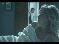 Rosamund Pike naked episodes - chicks in Love - HD
