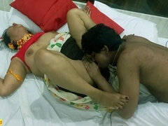 Gorgeous Indian Bhabhi enjoys a wild and uncut xxx session with dirty Hindi audio