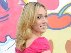 Blonde beauty Lily LaBeau swallows the load of her horny boyfriend