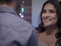 Indian hot MILF erotic video