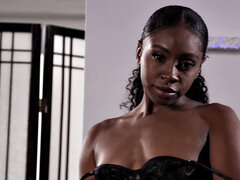 Negro, Morena, Besar, Lamidas, Lencería, Pezones inflados, Adolescente, Tetas