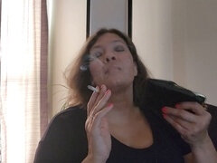 Bella grossa formosa, Fumando   smoking