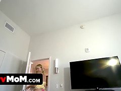 Tette grandi, Bionda, Pompino, Cougar, Masturbazione, Mamma che vorrei scoparmi, Mamma, Punto di vista pov