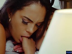 Amatør, Røv, Brunette, Par, Creme tærte, Pik, Knytnæve, Sutte