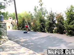 Blond, Pijpbeurt, Handbeurt, Hd, Klein, Openbaar, Tiener, Tieten likken