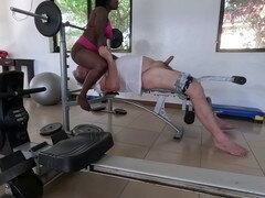 Amaterji, Velika rit, Črnke, Fafanje, Telovadnica, Domaci pornič, Poljubljanje, Milf