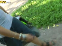 Ulkona, Julkinen, Teini