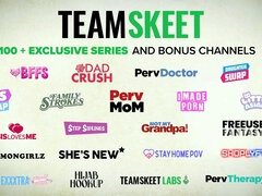 Avsugning, Sperma shot, Långt ner i halsen, Docka, Hd, Pov, Tabu, Tonåring