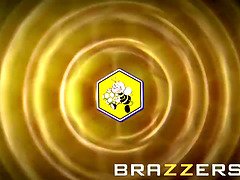 Kelly Divine - The Bumtastic Bumblebee Girl Porn Parody