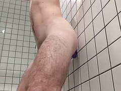 Wildboyyy - Play in the shower at work 2
