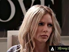 Veľké kozy, Blondína, Gangbang, Milf  mčbp, Nohavičky, Teenka