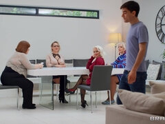 Culo grande, Tetas grandes, Mamada, Sexo duro, Madres para coger, Estrella porno, Trio, Tetas