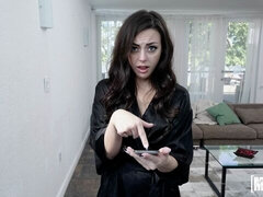 큰 엉덩이, 큰 음경, 오랄섹스, 흑갈색 머리, 도기스타일, 자연의 가슴, 셀카, 청소년