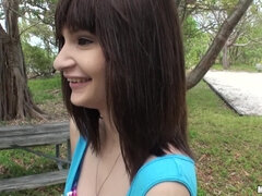 Cumizás, Gesztenyebarna, Kőkemény, Latin lány, Szabadban, Nézőpont, Valóság, Begyek